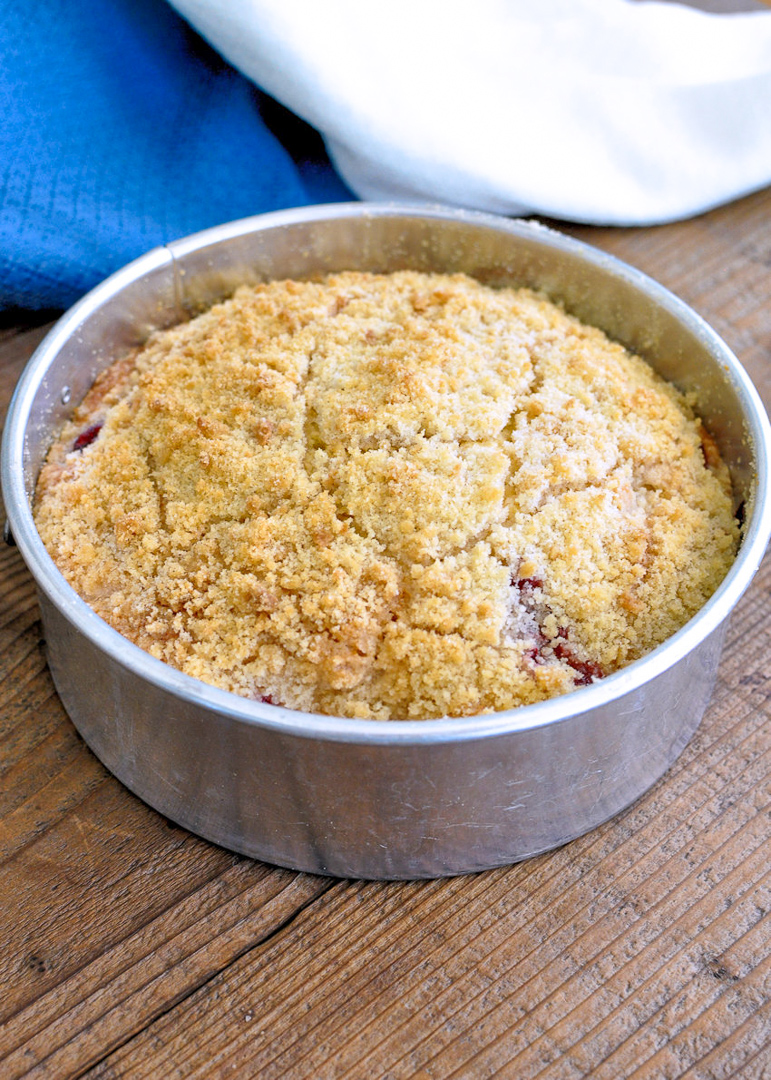 strawberry coffee cake in a springform pan