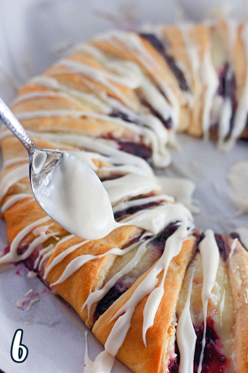 Raspberry Cream Cheese Danish Ring