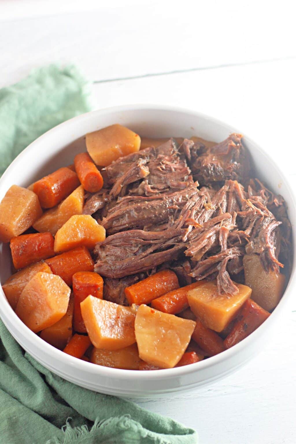 Slow Cooker Chuck Roast – The Ultimate Comfort Food